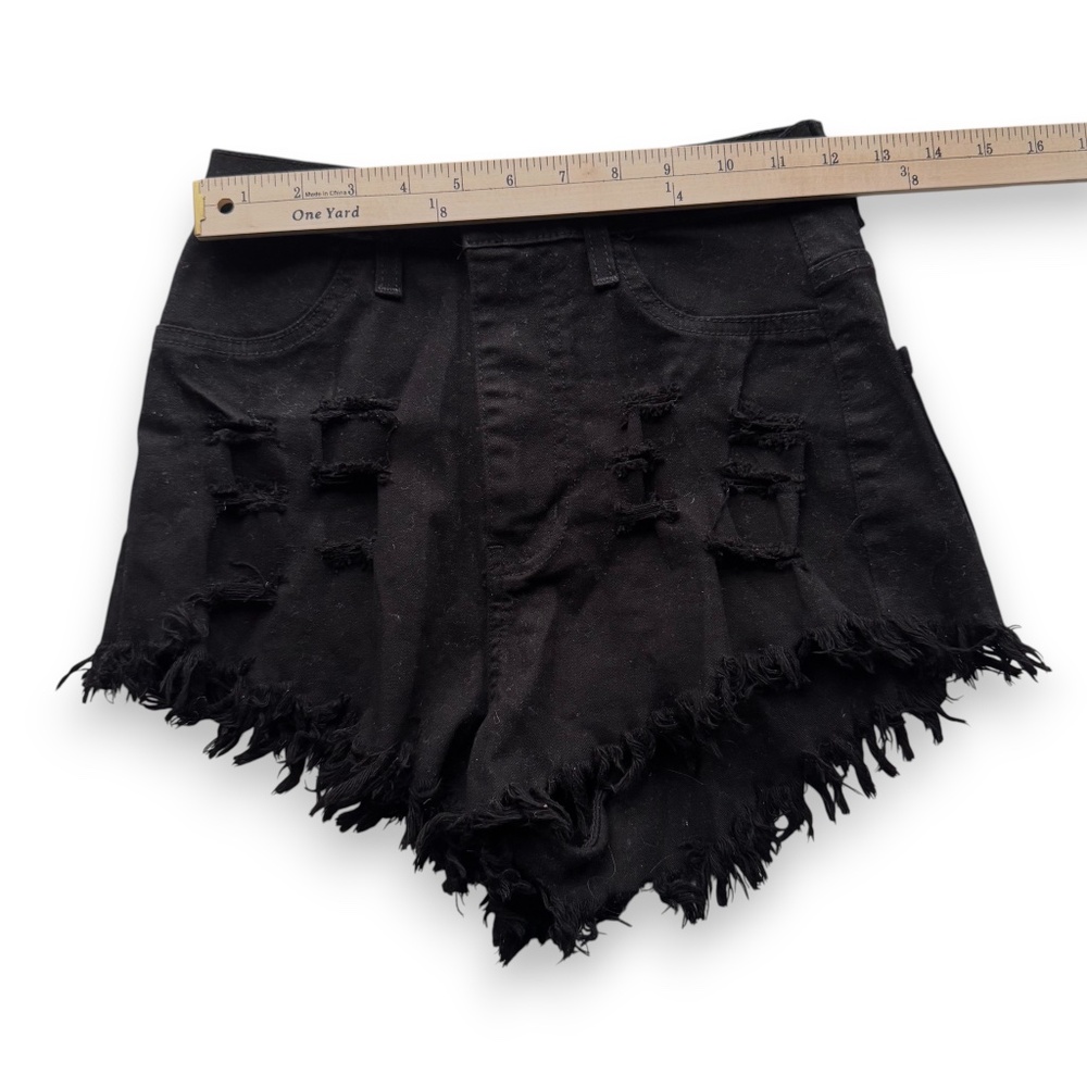 APHRODITE Black Distressed Frayed Hem Denim Shorts Size M Made in USA - Picture 5 of 6